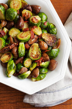 Brussel Sprouts With Bacon And Roasted Chestnuts