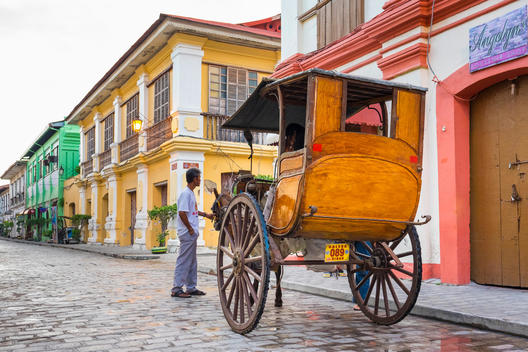 Horse-drawn Kalesa carriage on Calle Crisologo, Vigan City, Philippines