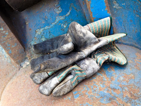Germany, Baden-Wuerttemberg, Stuttgart, excavator bucket, work gloves, dirty, used, labor, economy, effort