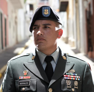 Us Army Soldier In Dress Uniform.
