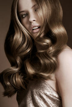 beauty hair picture of blond model