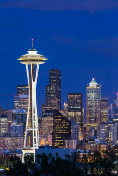 USA, Washington State, skyline of Seattle with Space Needle at blue hour