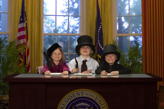 Three kids in the oval office