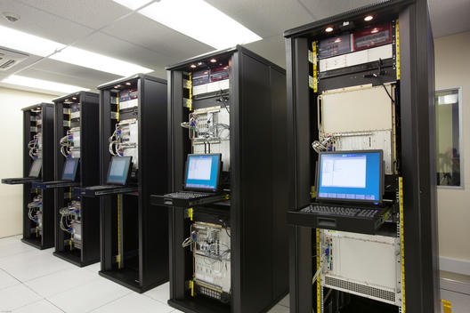 Mainframe computer system