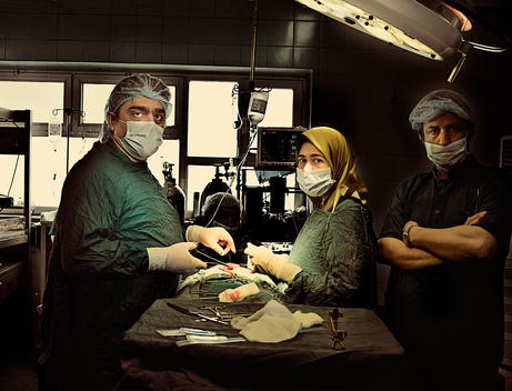 A team of surgeons opperating in a hospital in Iraq