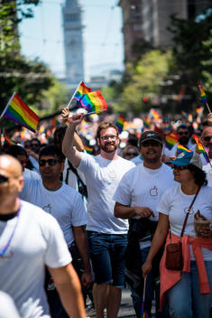 Apple Employee in the 2014 San Francisco Pride Parade.
