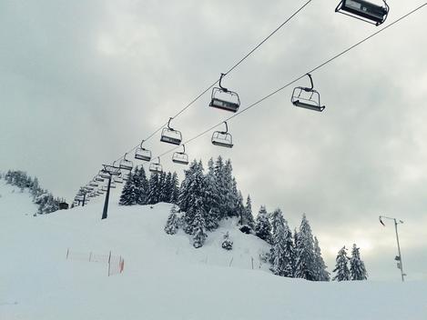 Germany, Bavaria, Sudelfeld, chair lift at the ski resort