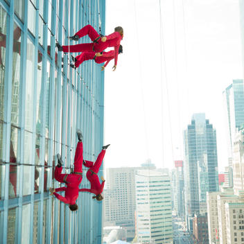 Aeriosa Dance Society (Julia Taffe?s Vancouver-based dance company) performing on L Tower in Toronto.
