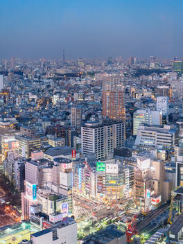 Looking into the urban density of Tokyo.