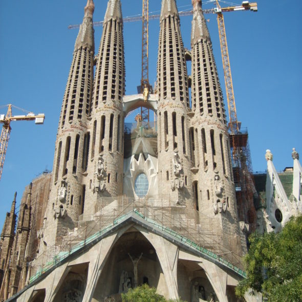 Sagrada Família by Antoni Gaudí