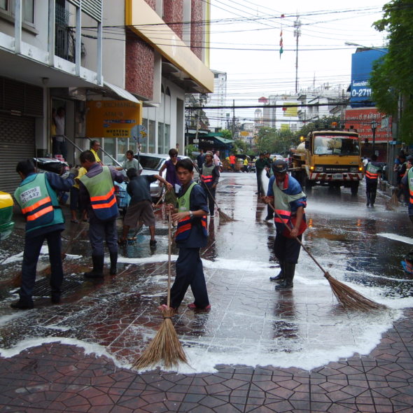 Street cleaners in Bangkok
