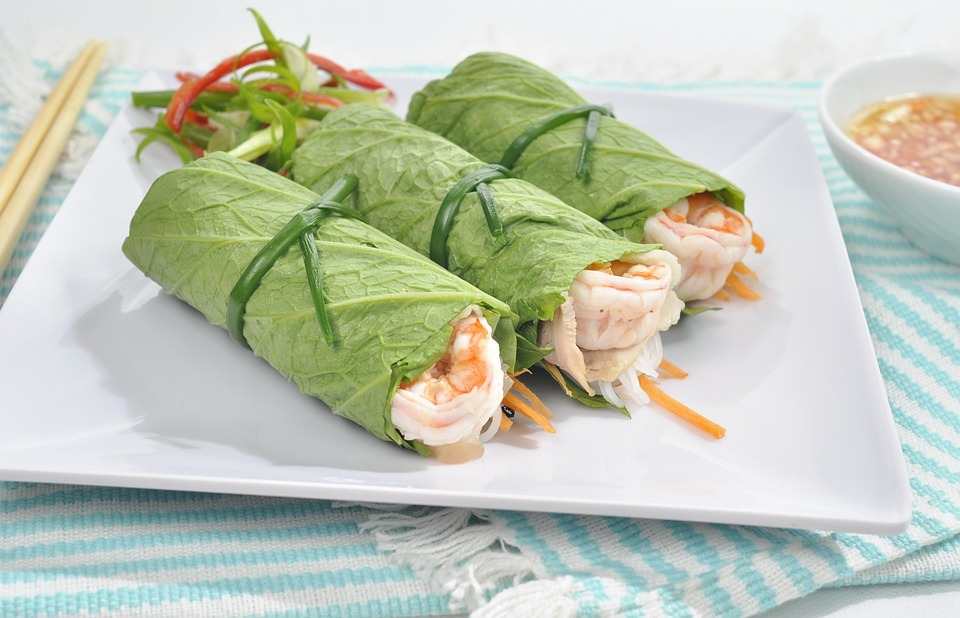shrimp rolls with vermicelli, food, dish