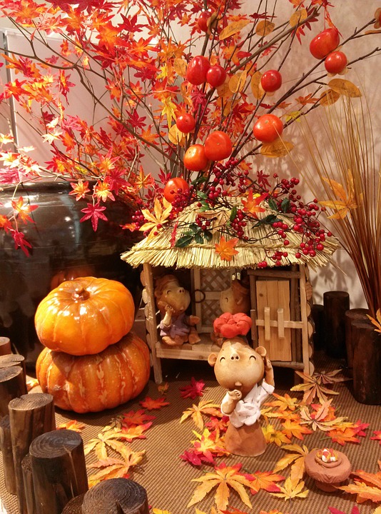autumn leaves, pumpkin, miniatures