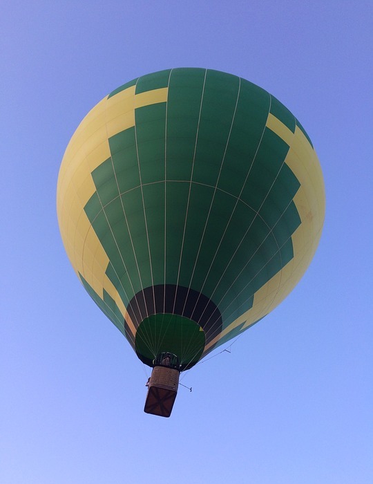 hot air balloon, balloon, sky