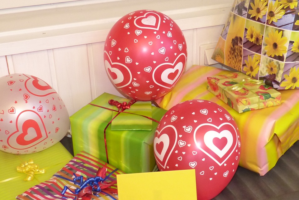 birthday gifts, gift table, balloon