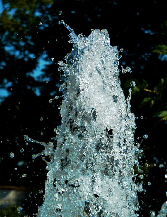 fountain, water, water splashes
