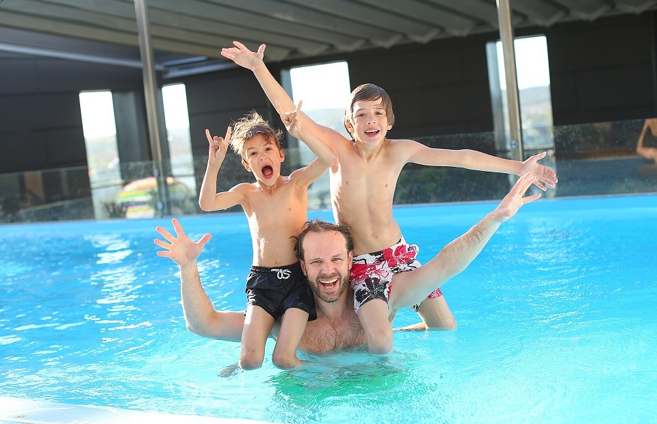 swimming pool, children, father