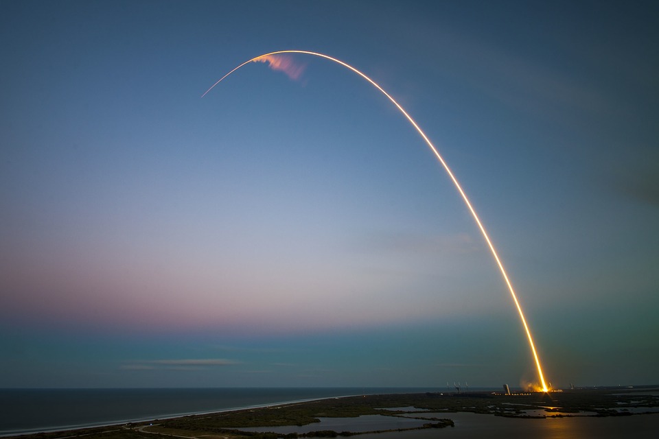 rocket, ses 9 launch, cape canaveral
