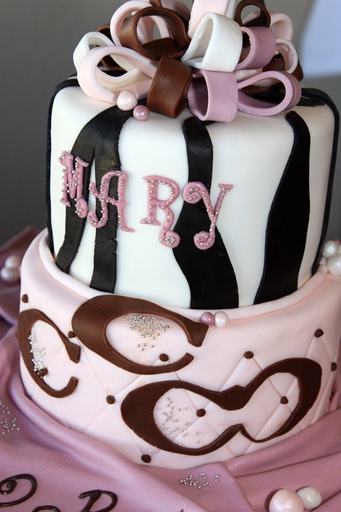 birthday cake, pink, black
