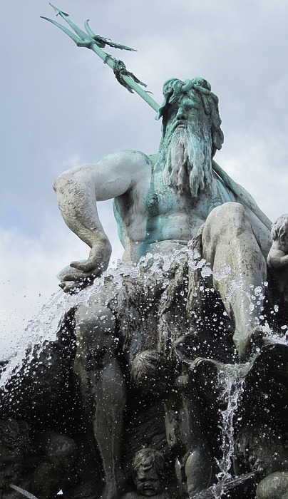 berlin, alexanderplatz, fountain of neptune