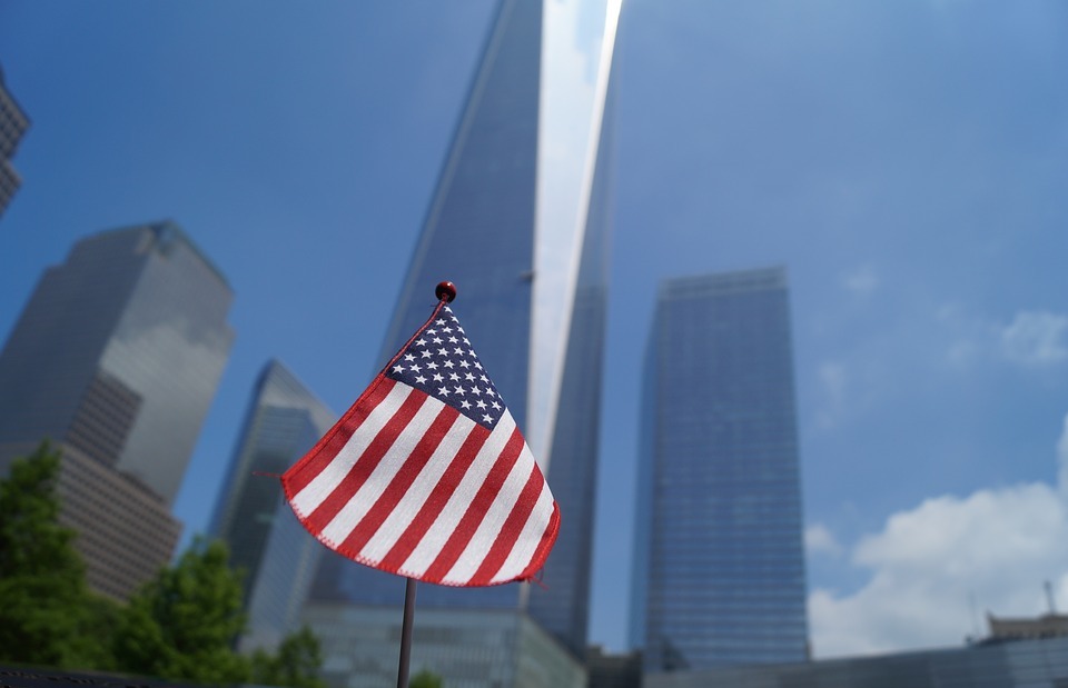 flag america, new york, one world trade center