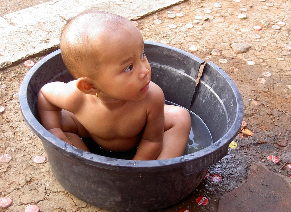 baby, indonesia, baby bath