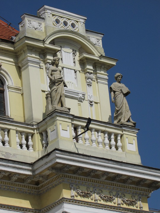 the mayor's office, the façade, oradea