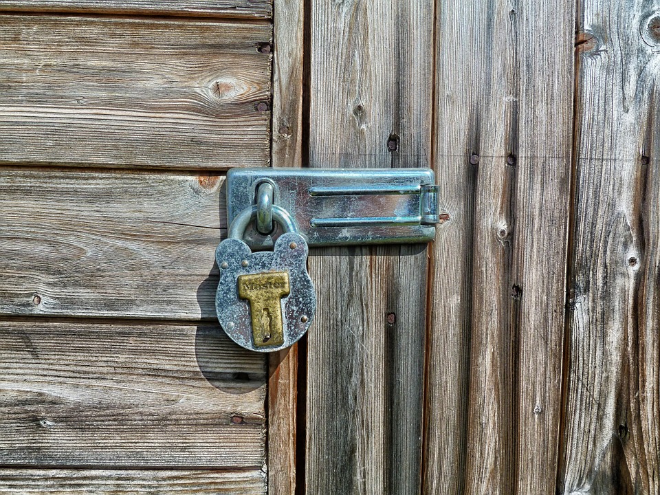 garden shed, latch, lock