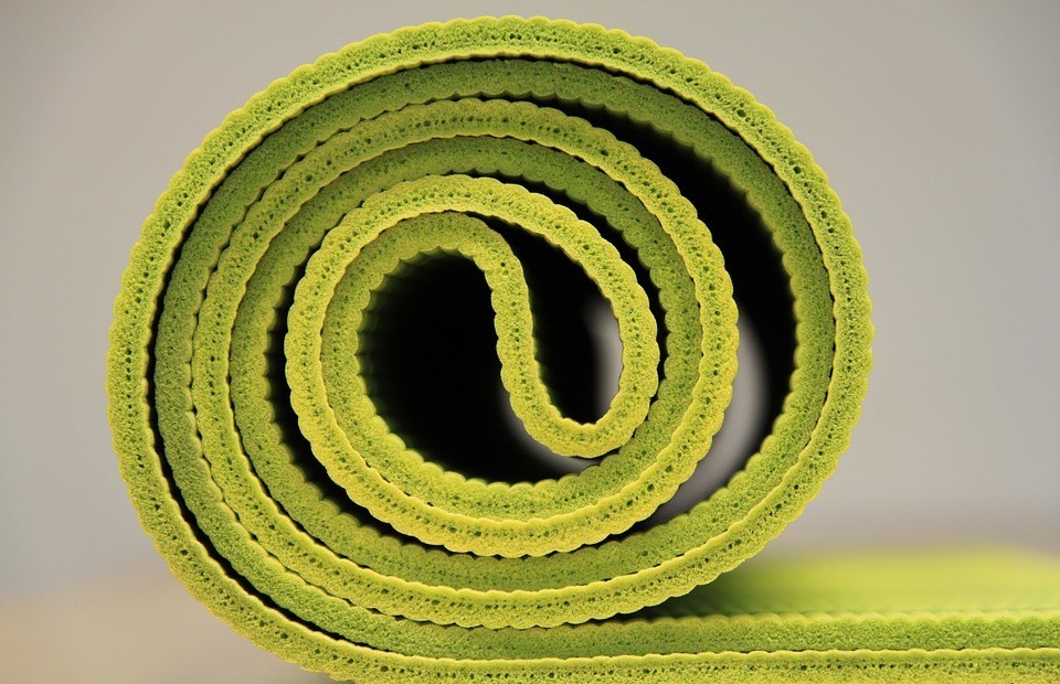 yoga, yoga mat, green