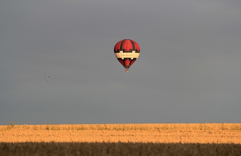 hot-air ballooning, sky, contrast