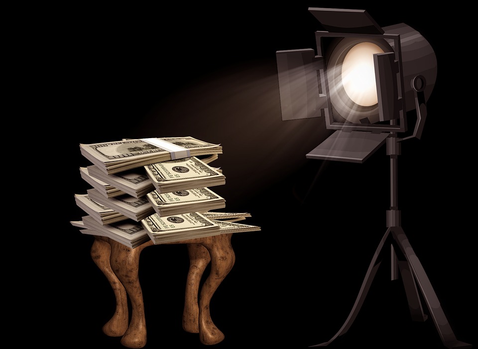 money, spotlight, note money