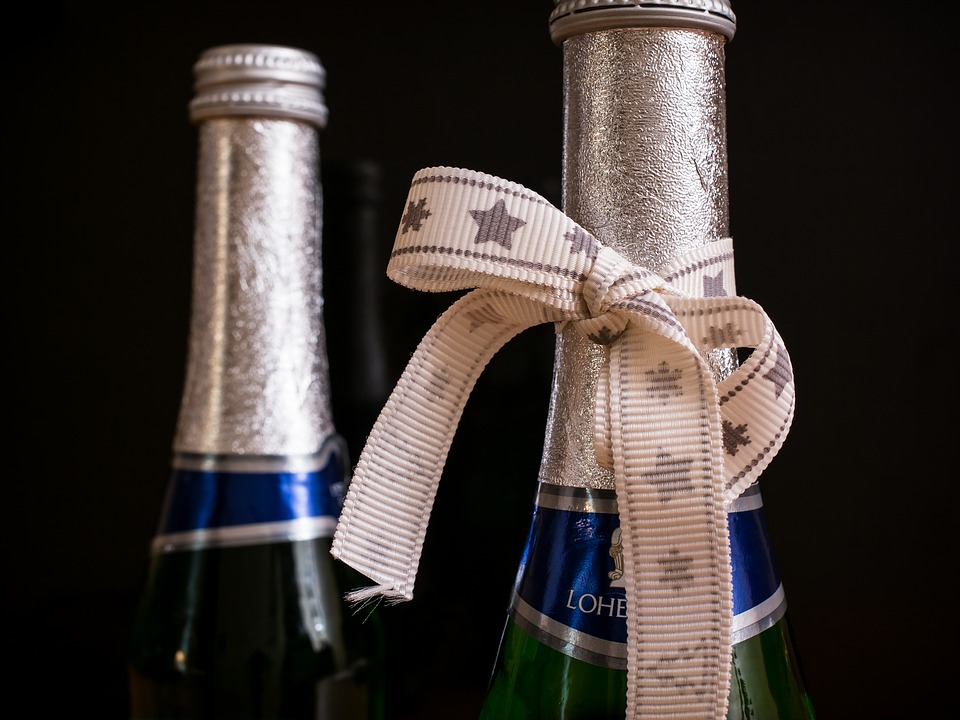 champagne, piccolo, new year\'s eve