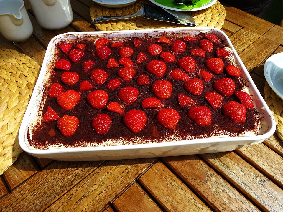 tiramisu, sweet dish, strawberries