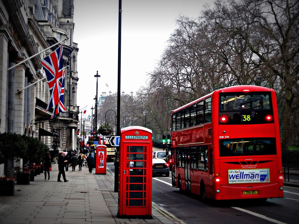 london, street, phone