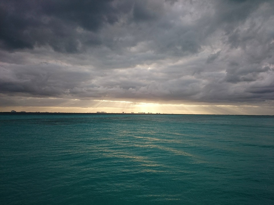 water, ocean, horizon