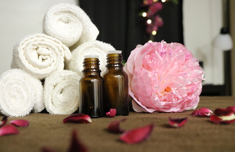 essential oils, spa, aromatherapy