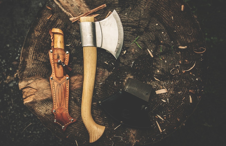 axe, campingmesser, knife