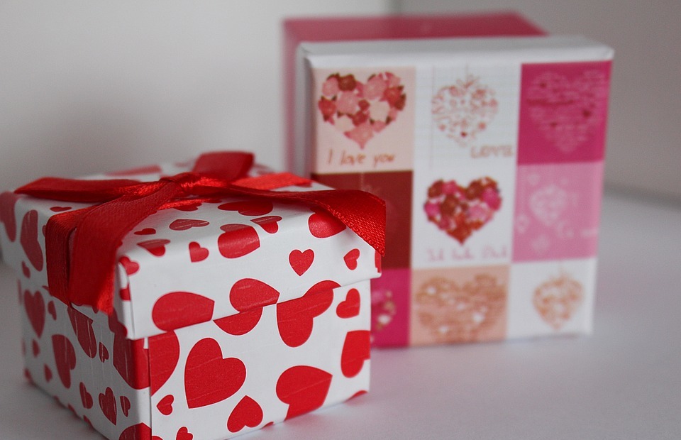 gift box, gift, valentine\'s gift