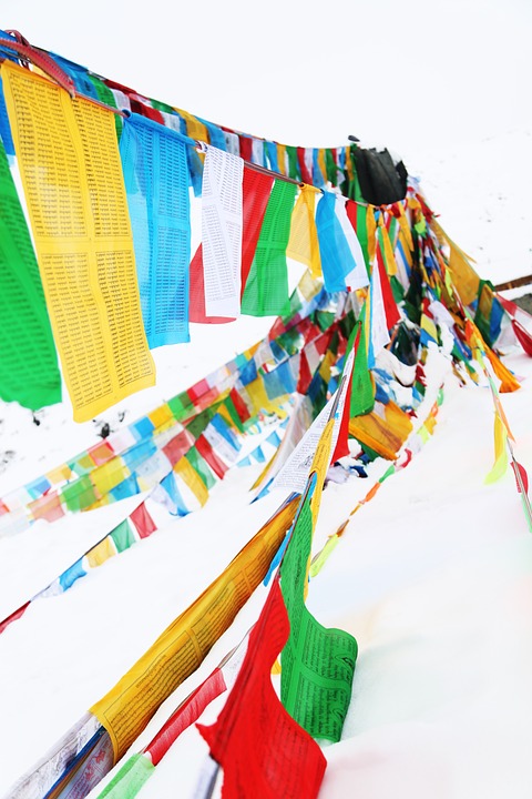 prayer flags, tibet, in shergyla mountain pass