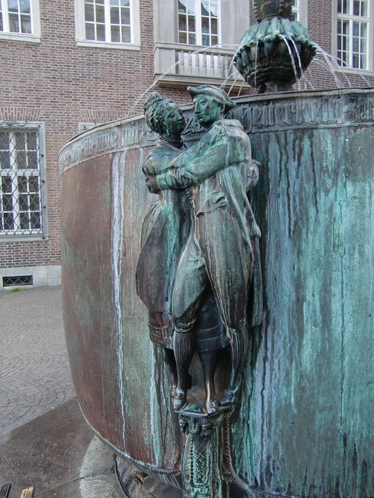 fountain, fig, bronze statue
