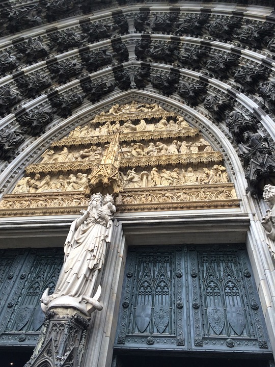 cathedral door, madonna and child, architecture