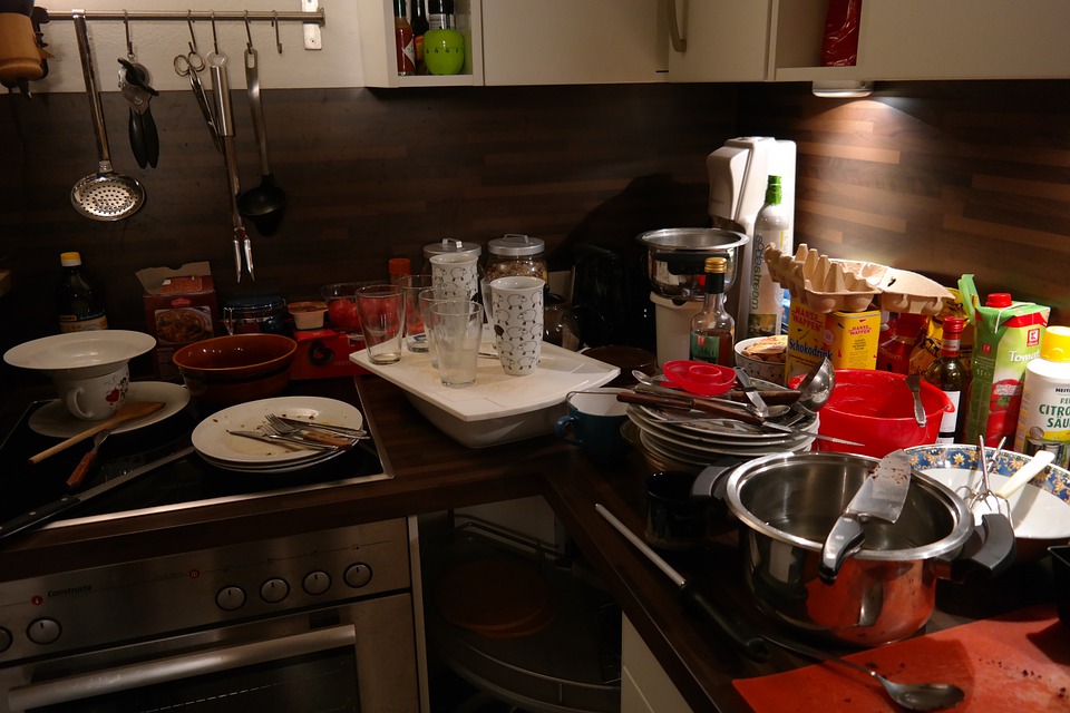 kitchen, a mess, unclean