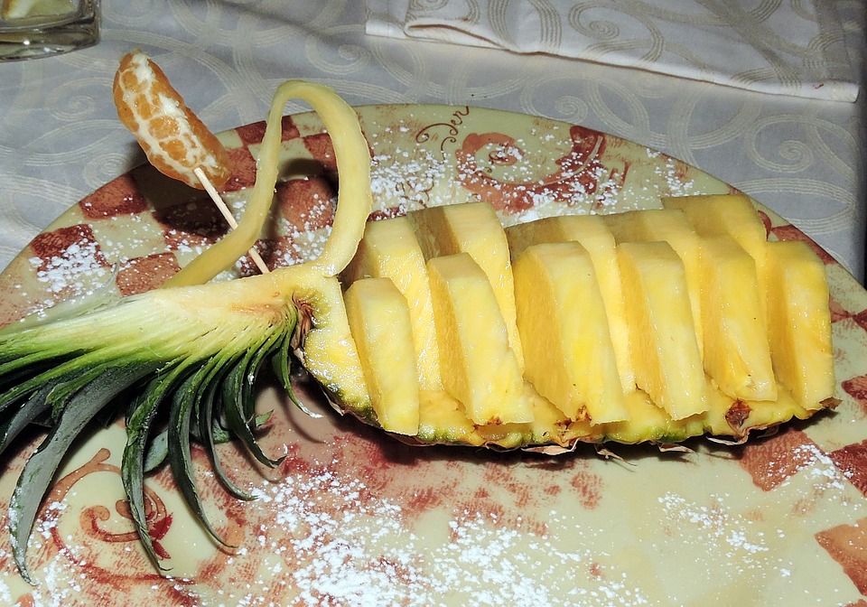 pineapple, dish, restaurant