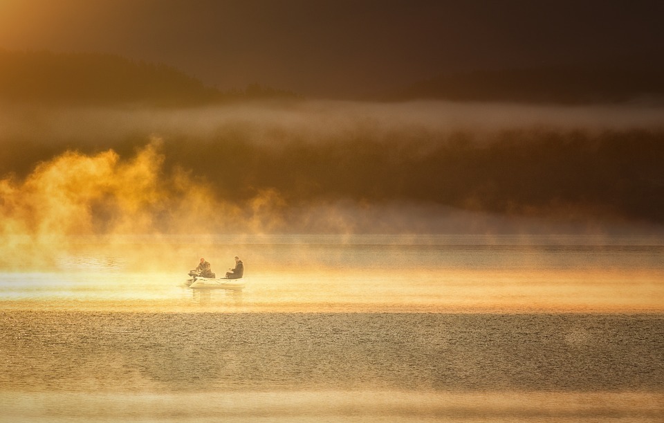 fisherman, foggy lakes, foggy morning