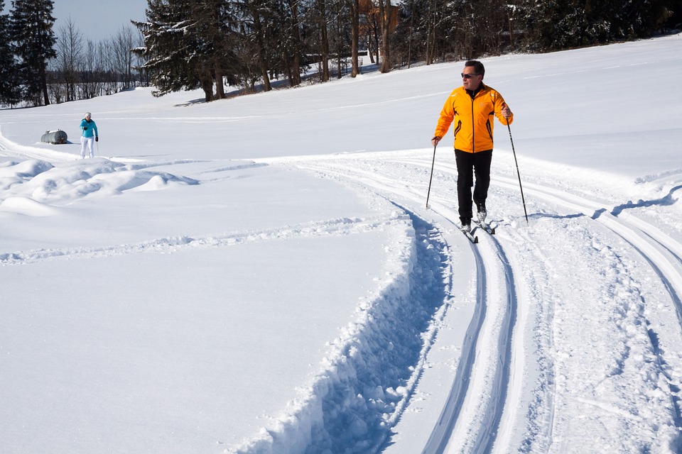 cross-country skiing, trail, trace