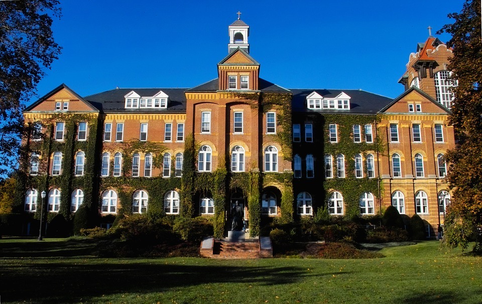 saint anselm college's, liberal arts college, administration building