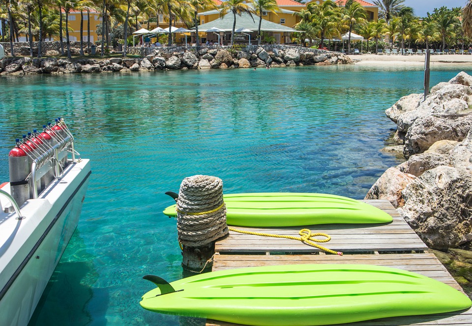 resort, kayak, lagoon