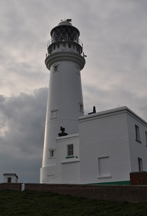lighthouse, flamborough, white