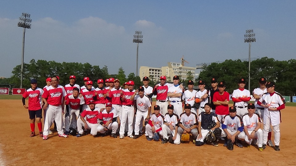 baseball team, baseball field, softball field