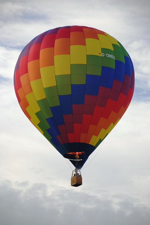 hot air balloon, balloon, sky